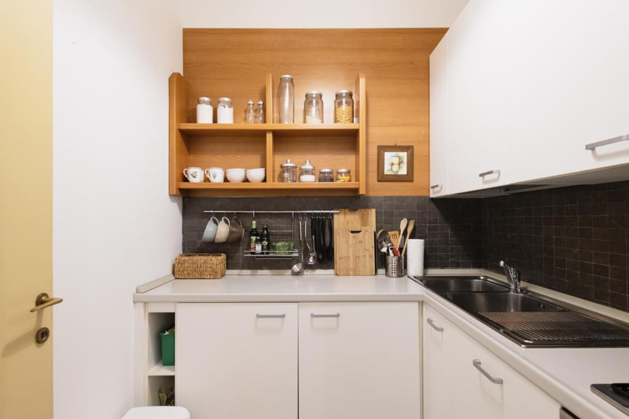 Easylife - Dimora Di Classe In Zona Conciliazione Mailand Exterior foto
